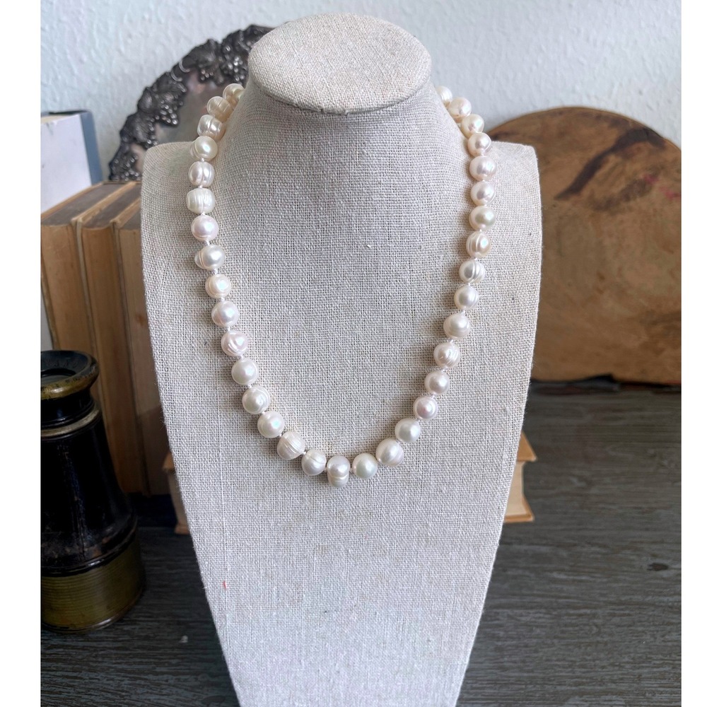 14K Gold Clasp Cultured Freshwater Pearl Knotted Baroque Necklace 18" 9.8mm - Picture 2 of 7